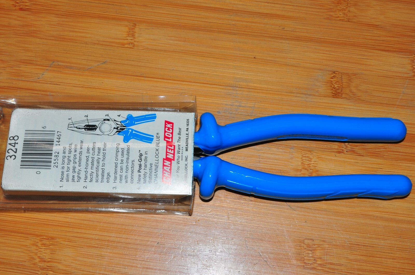 CHANNELLOCK 3248 LINEMAN’S PLIERS w/ Crimper Posi-Grip 1000V ins 8-1/2″ 216mm