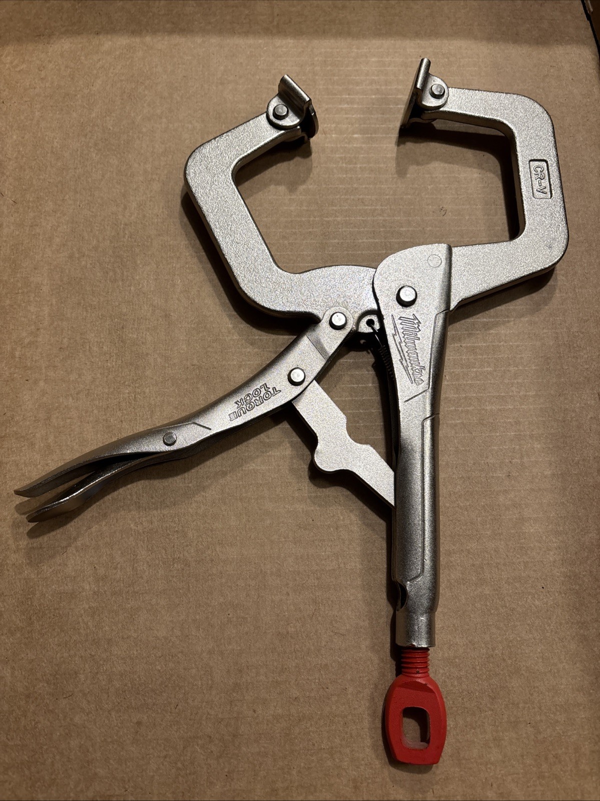Milwaukee 48-22-3522 – 6″ «Torque Lock» Locking C-Clamp with Swivel Jaws New