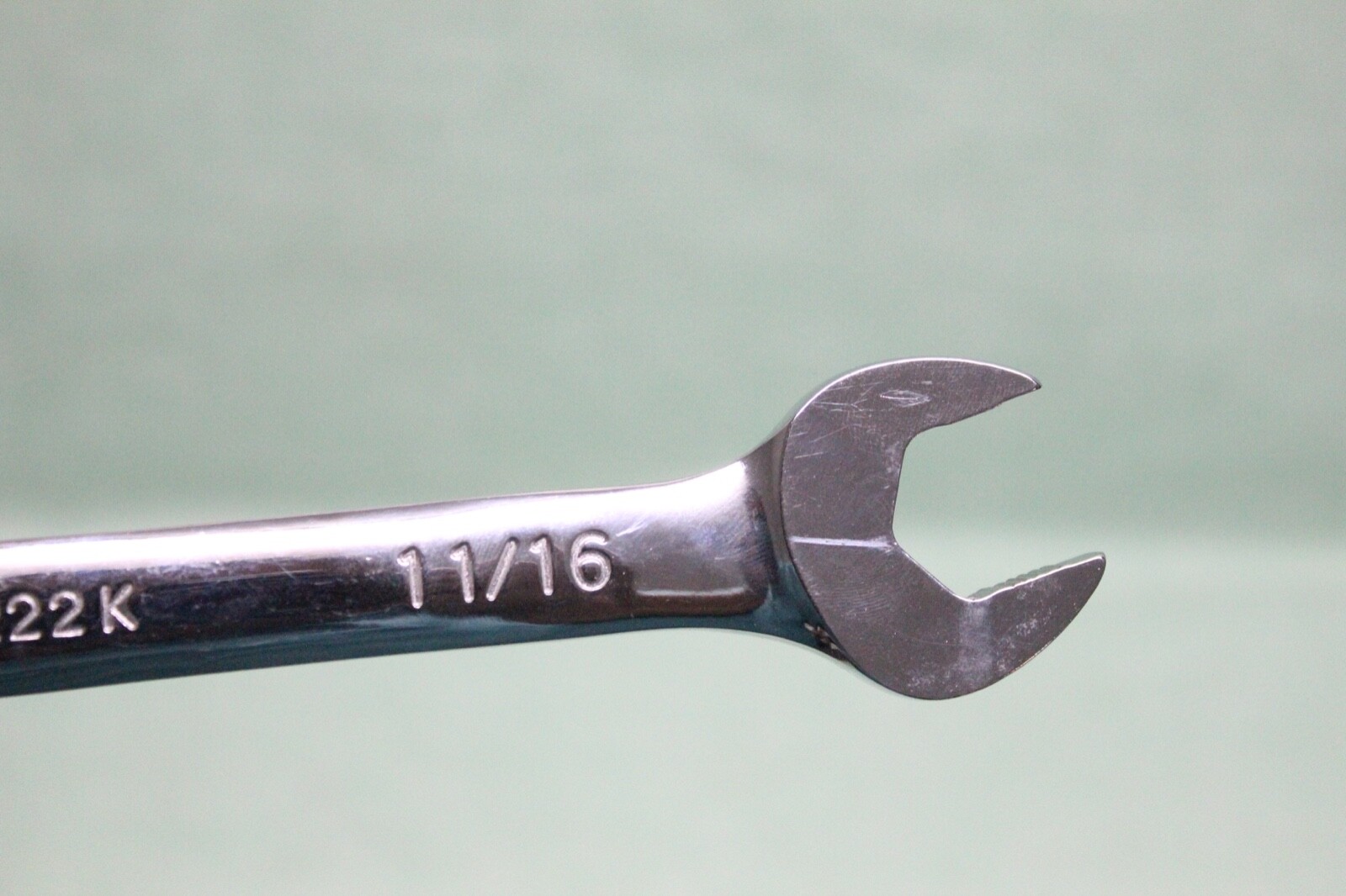 MAC TOOLS 11/16 Combo Wrench 12 Point 1m rw222k