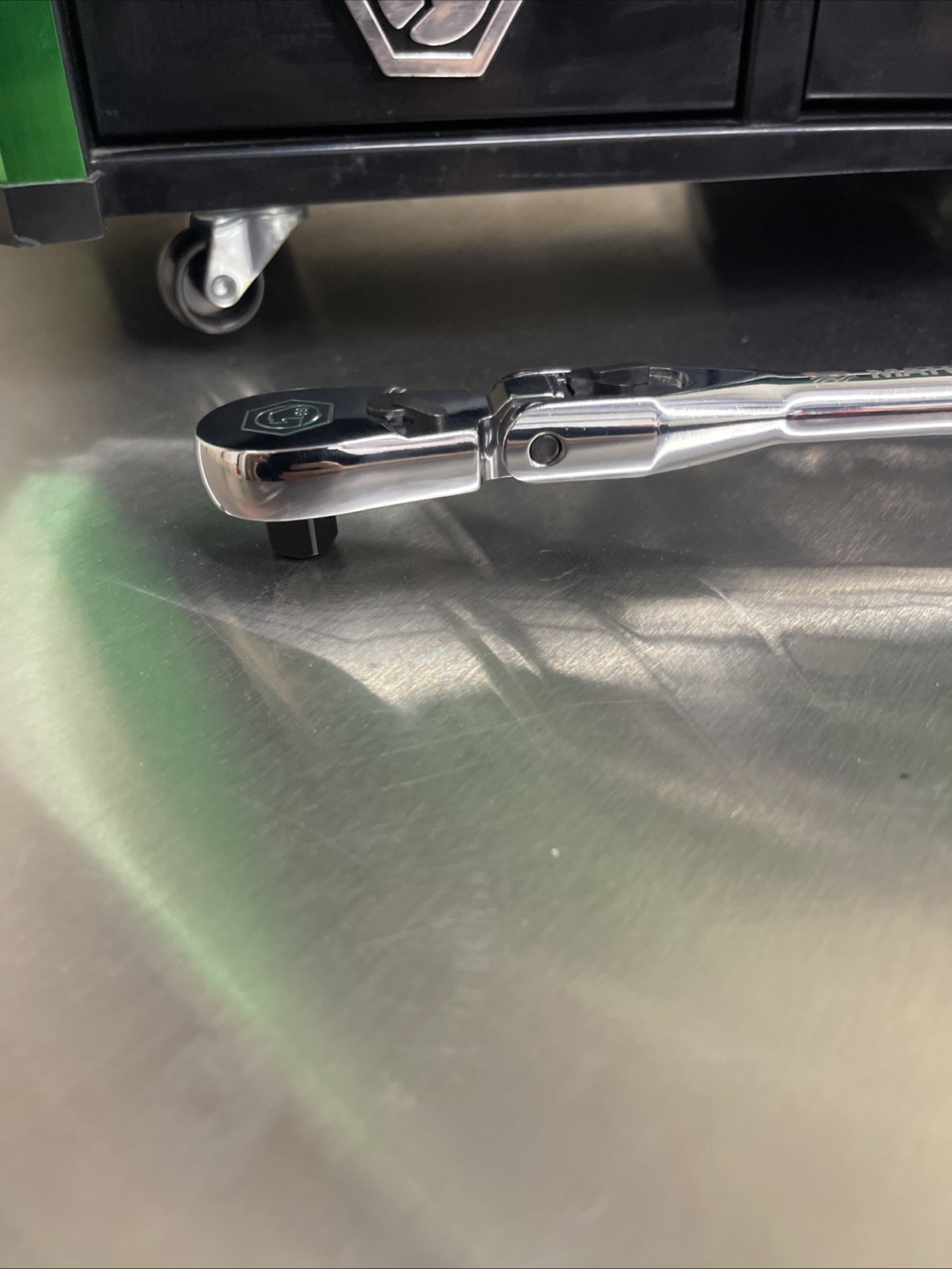 NEW! Matco Tools BFR128LFG 3/8″ DRIVE 12-1/2″ LOCKING FLEX HEAD RATCHET GREEN