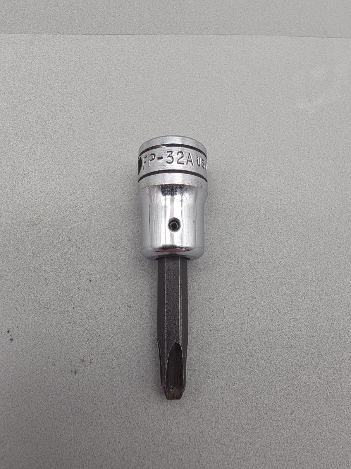Snap-On Tools 3/8″ Drive # 3 Phillips (Cross Tip) Chrome Socket Driver FP32A USA