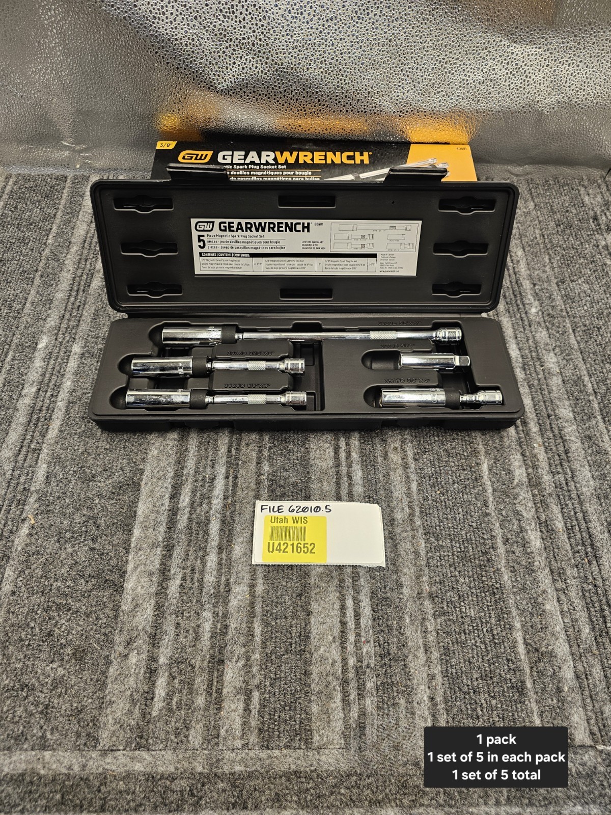 GEARWRENCH 80601: 5-Piece 3/8″ Drive 6 Point Magnetic Swivel Spark Plug Sockets