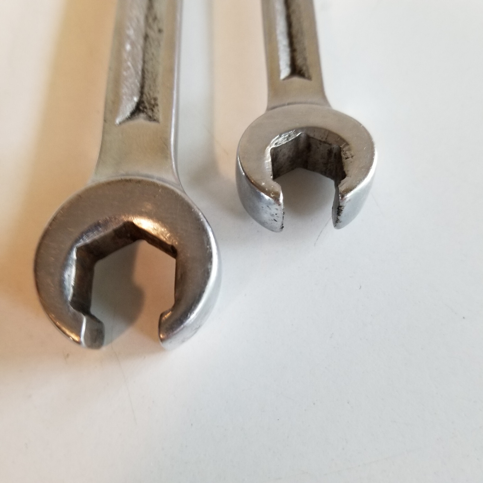 SNAP ON 3/8in x 7/16in & 1/2in X 9/16in Flare Nut Line Wrenchs VERY GOOD.