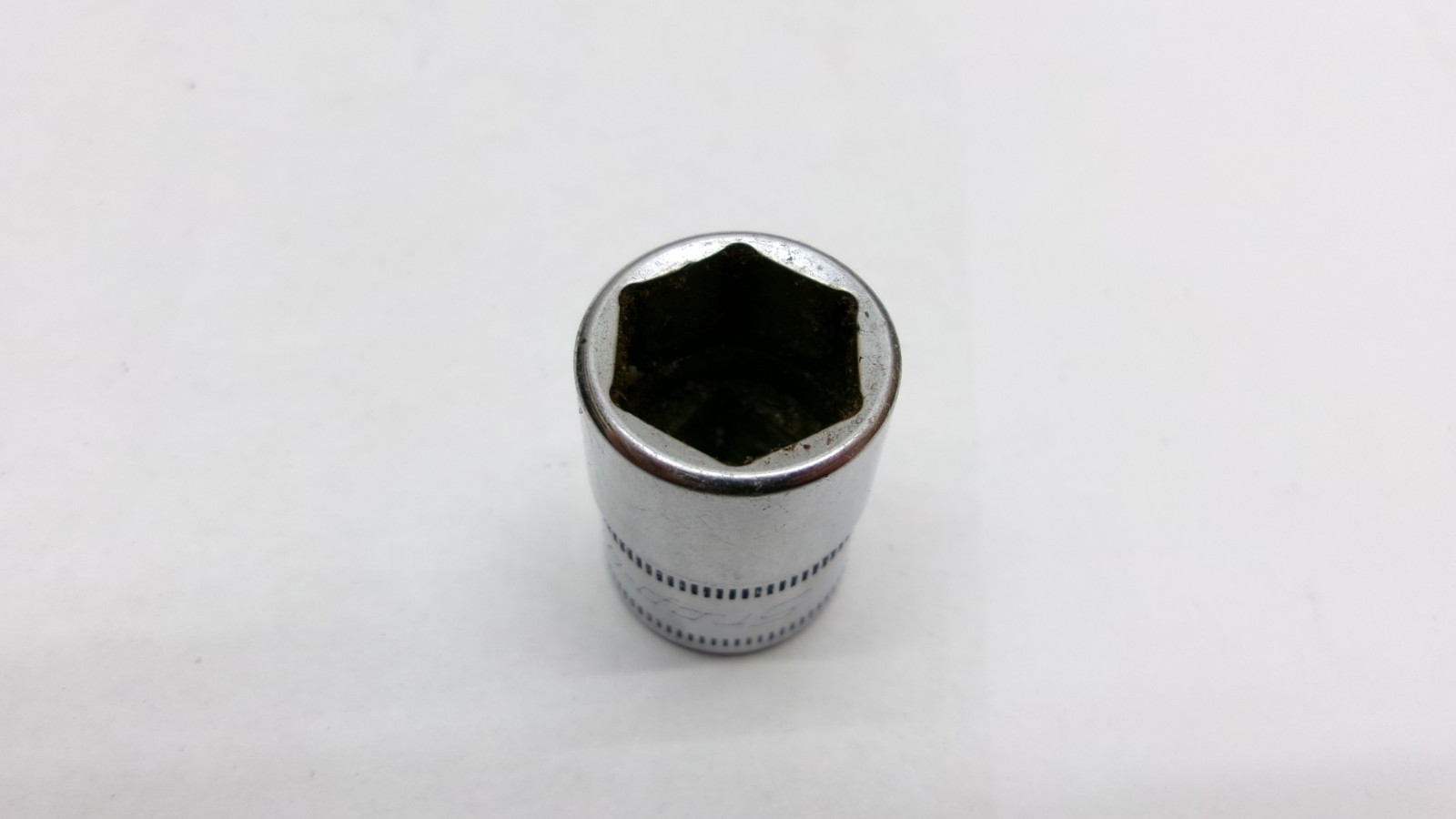 Snap-on tools USA 3/8″ drive 14mm metric 6 point Shallow Socket FSM141 Nice!
