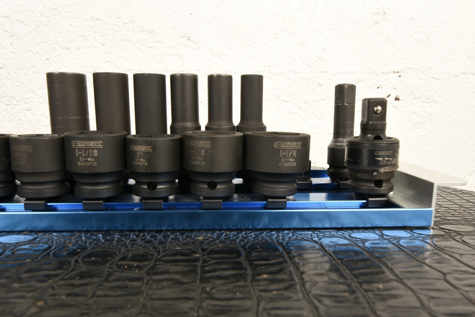 Mac Expert 28Pc 1/2″ Drive Deep & Standard Impact Metric Socket Set E041641 READ