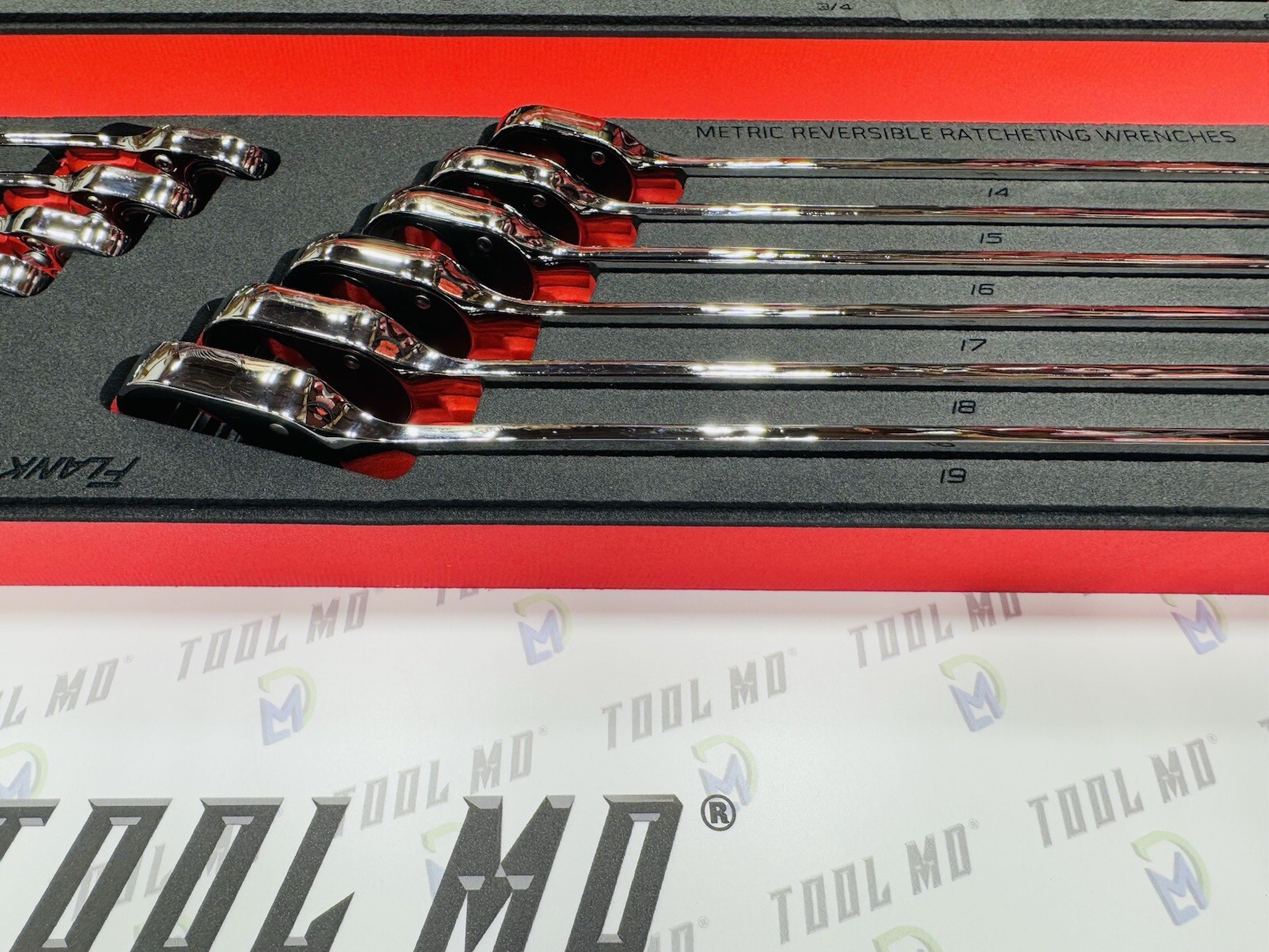 Snap-on Tools NEW 23pc Metric & SAE Reversible Ratcheting Combo Wrench Foam Set