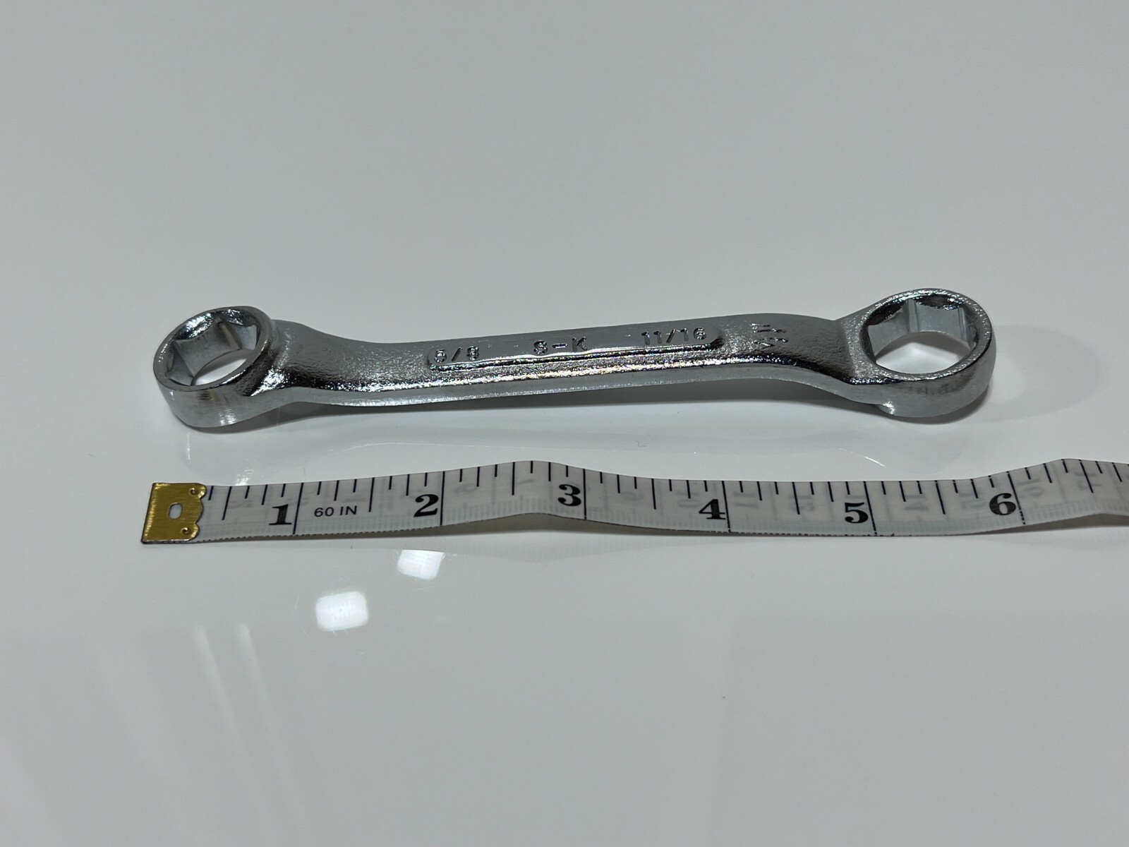 SK Tools USA 5/8″ x 11/16″ SAE Short Box End Wrench – 6 Point – M-2022 – NEW