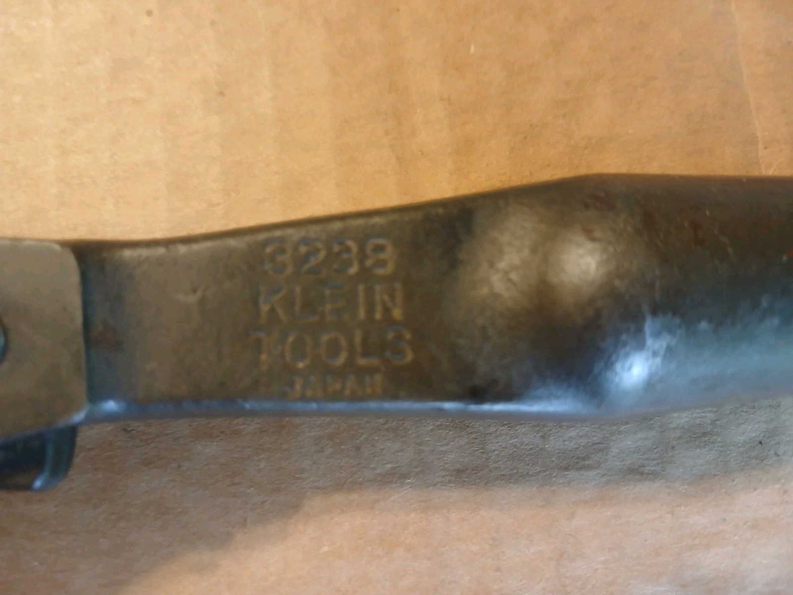 Klein Tool 3238 , 1/2″ Drive Ratcheting Construction Spud Wrench, 15″