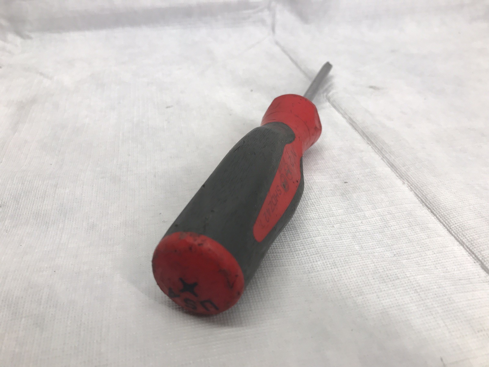 Snap On Tools SHDZ42 Pozidriv #2 Red & Gray Hard Grip Screwdriver USA