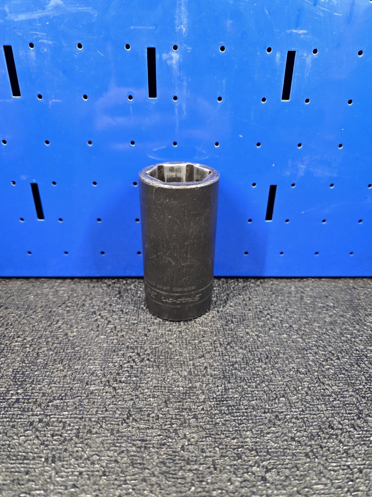 Snap-on Tools SIMM320 32mm 1/2″ Drive Metric DEEP 6-Point Impact Socket USA