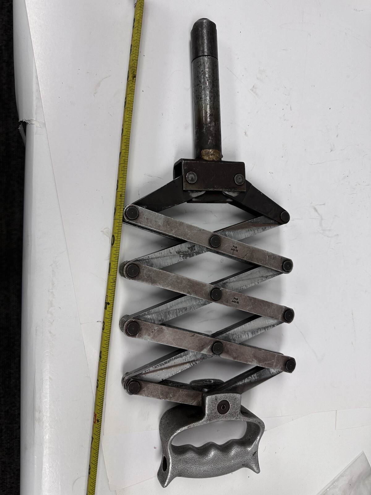 Vintage Flexible Tongue Hand Riveter Pop Rivet Gun