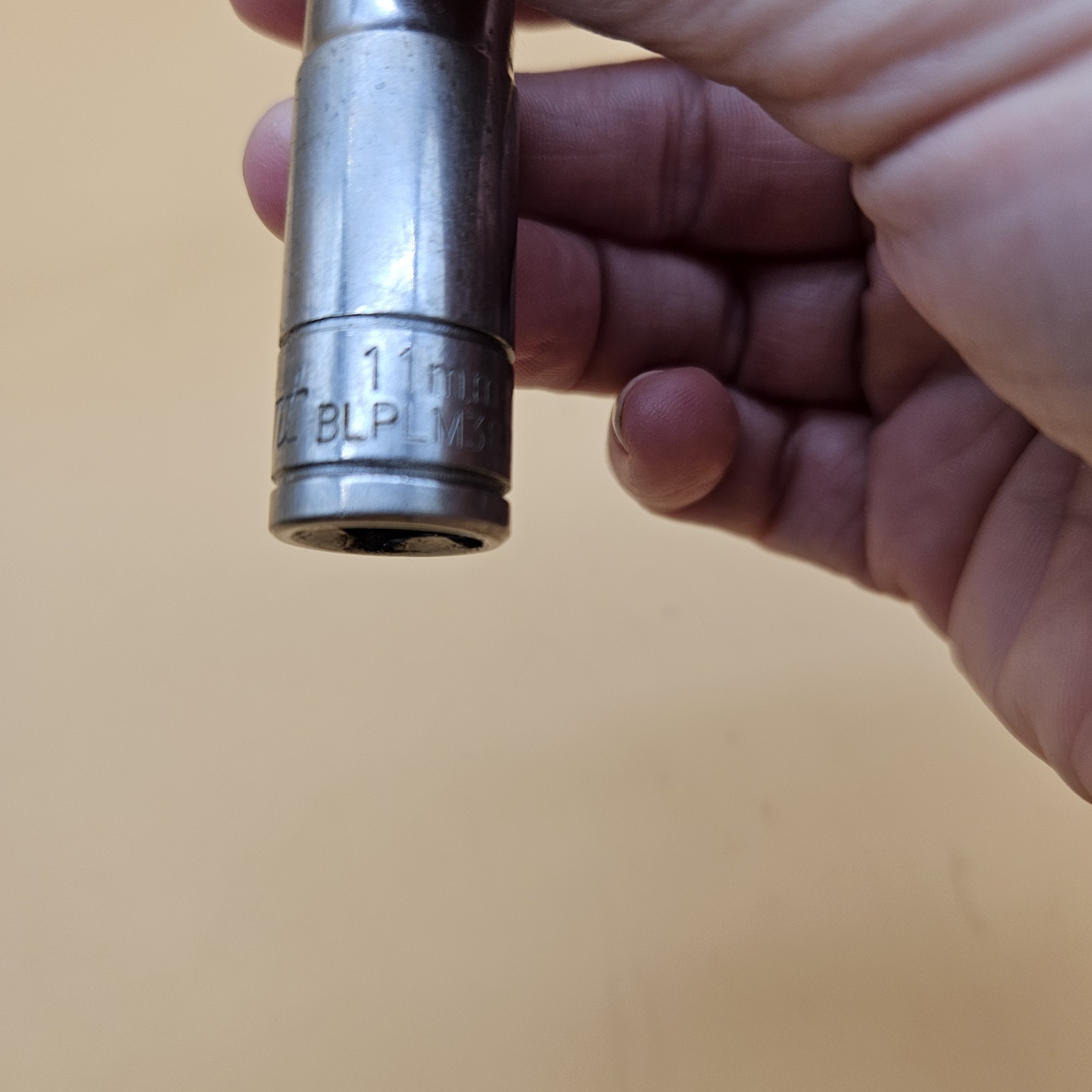 Blue Point 11mm 12 Point Deep Well Socket 3/8″ BLPLM3811
