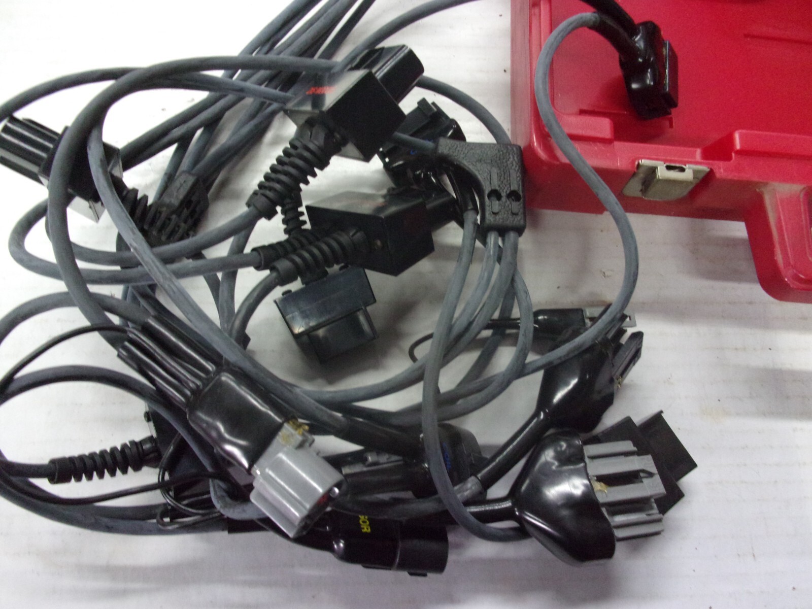 FORD ROTUNDA OTC007-00044 DIAGNOSTIC BREAKOUT BOX HARNESS CABLE W/CASE