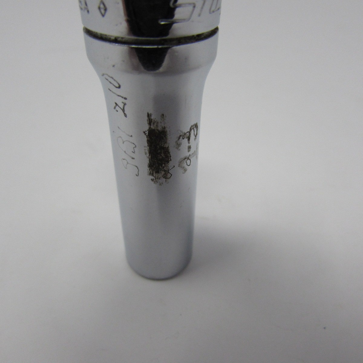 Snap-On 3/8″ Deep Well Socket 12 Point 3/8″ Drive SF121 USA Engraved Writing