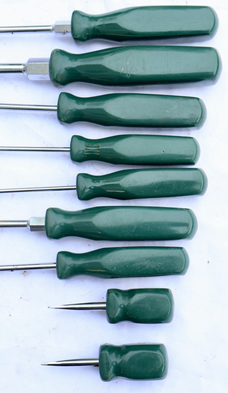 (9) S-K (France) Green Handle Screwdrivers – Flat – Phillips – Torx / MT Tools
