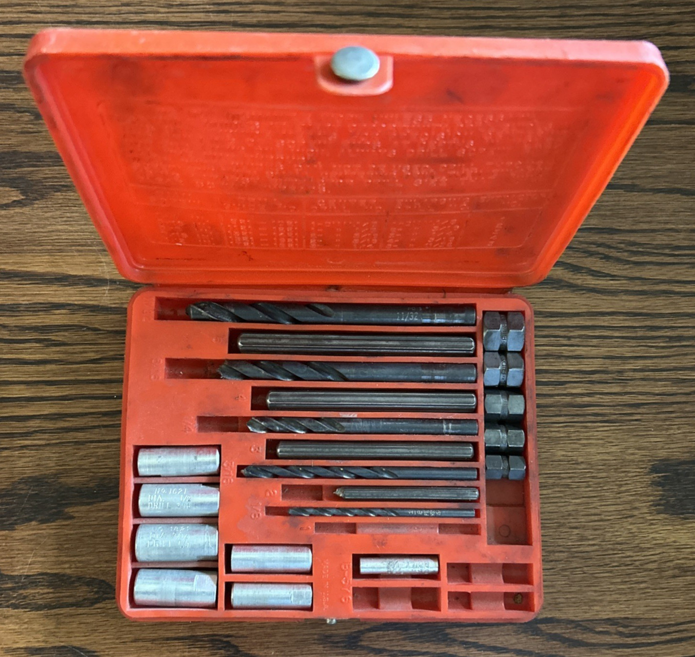 Blue Point (snap on) No. 1020 and Ridgid SE100 Screw Extractor Sets USA