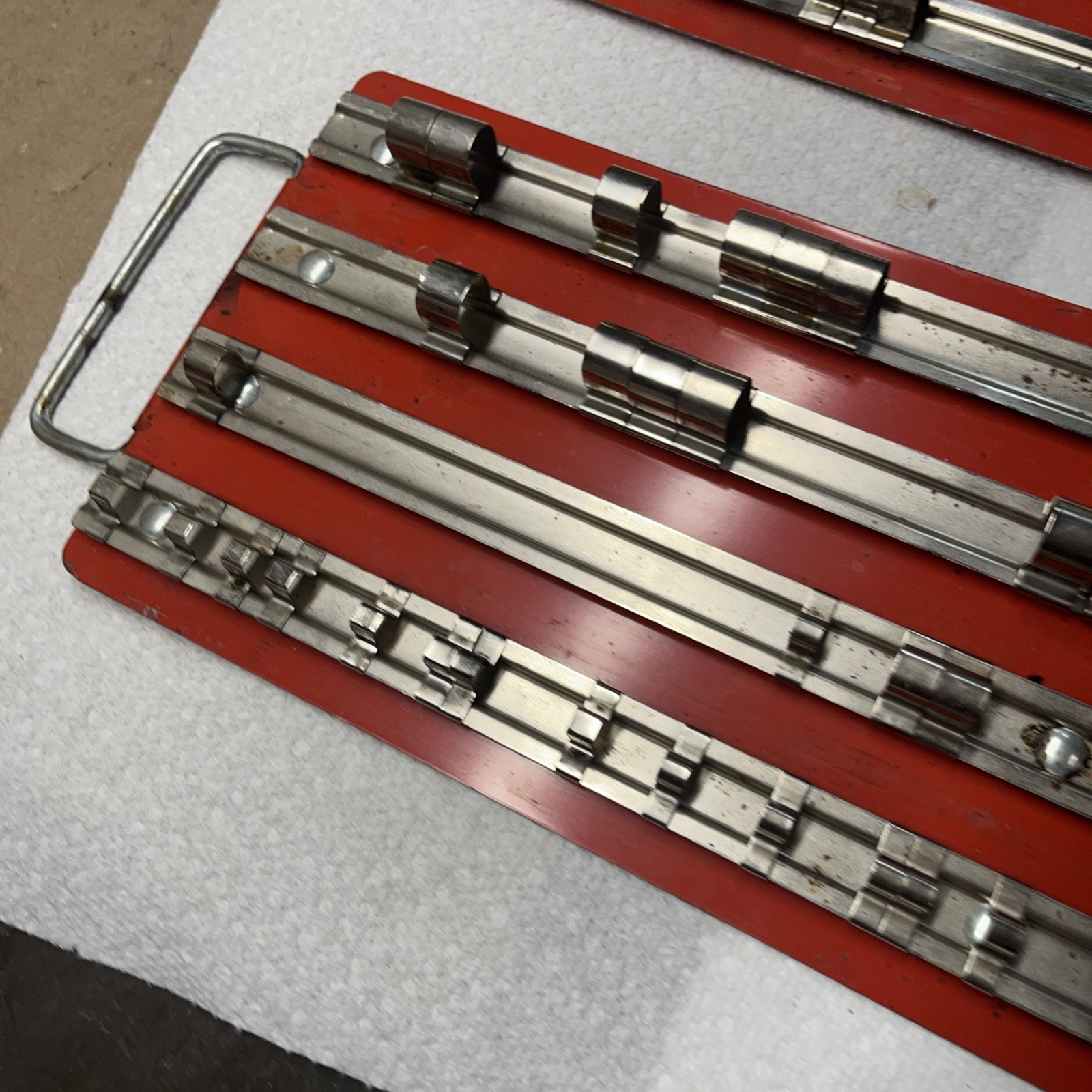 Two socket trays 1/4 in., 3/8 in.,and 1/2 in. Multiple Rail Socket Tray – SAE-MM
