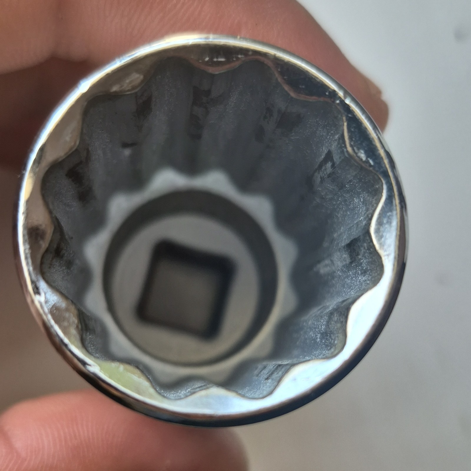 Craftsman USA G2D 50737 1-1/16 27mm 12-Point Deep Socket 1/2 Drive Laser Mint