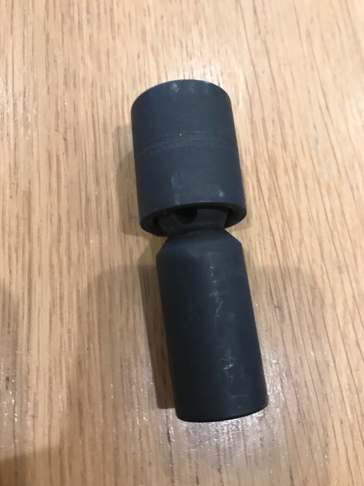 Mac Tools VUPD22G 11/16” 6 Pt Socket Flexible