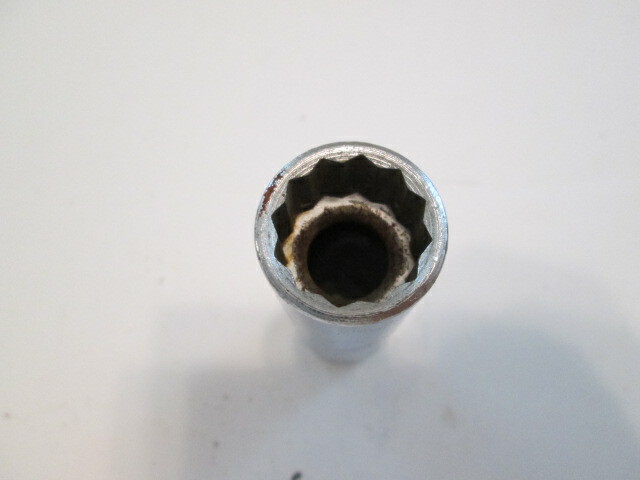 Snapon 1/2″ drive 11/16″ 12 point Deep Socket SVS221