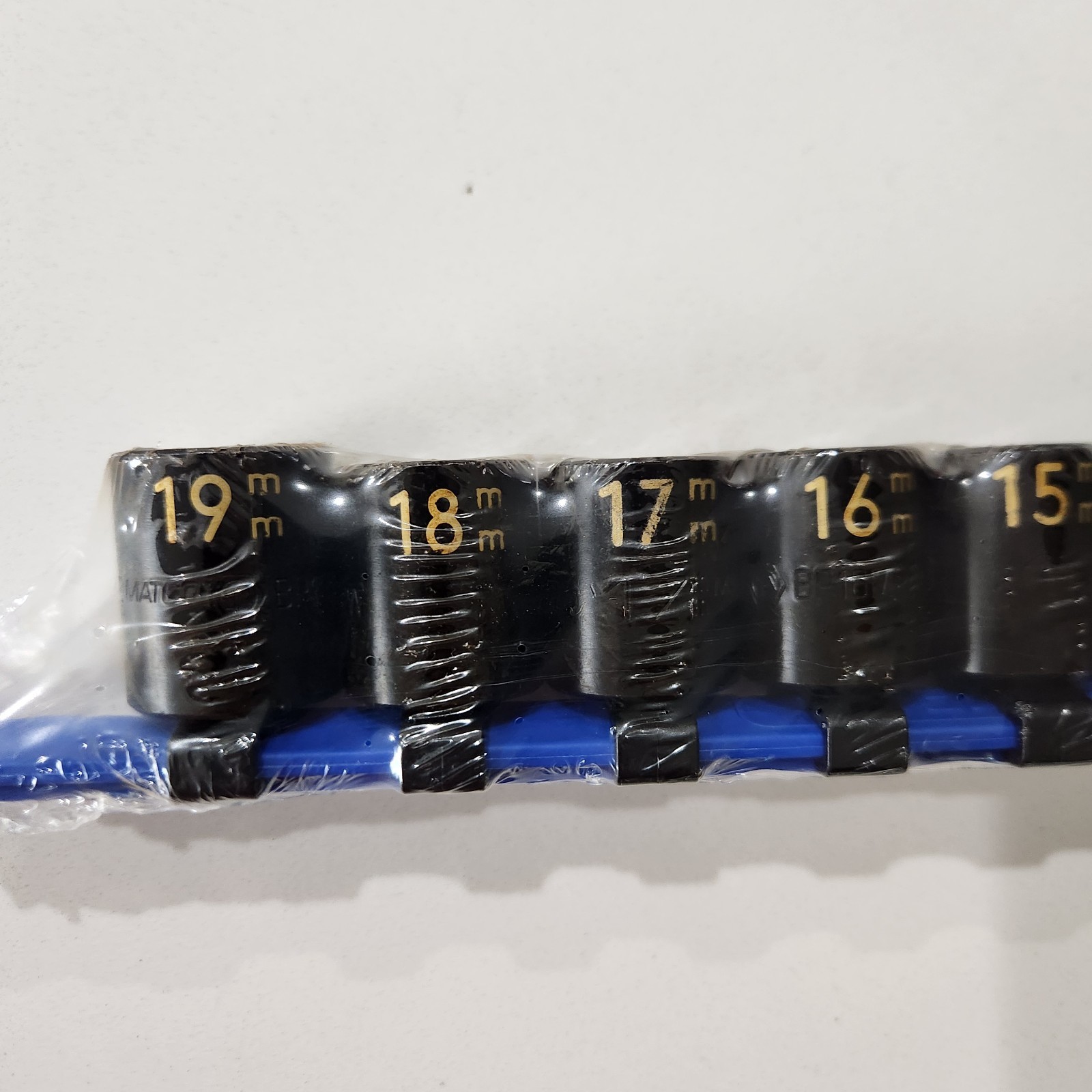 Matco 10pc 3/8″ Drive Metric Impact Socket 12 point Set 10mm – 19mm SBPM102TA