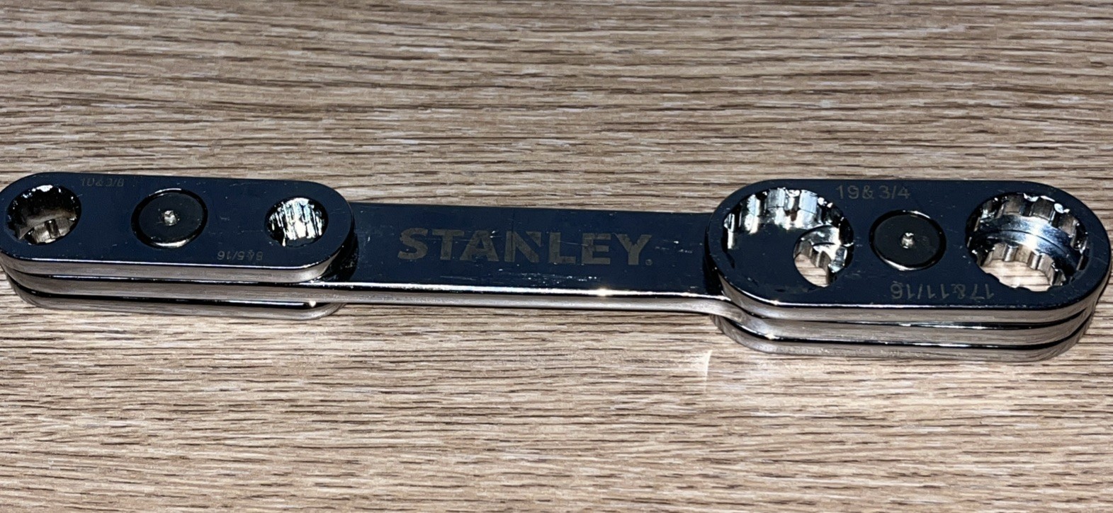 STANLEY 16-IN 1 WRENCH 16 COMMON WRENCH SIZE SAE&METRIC. Pocket Size. ORIGINAL