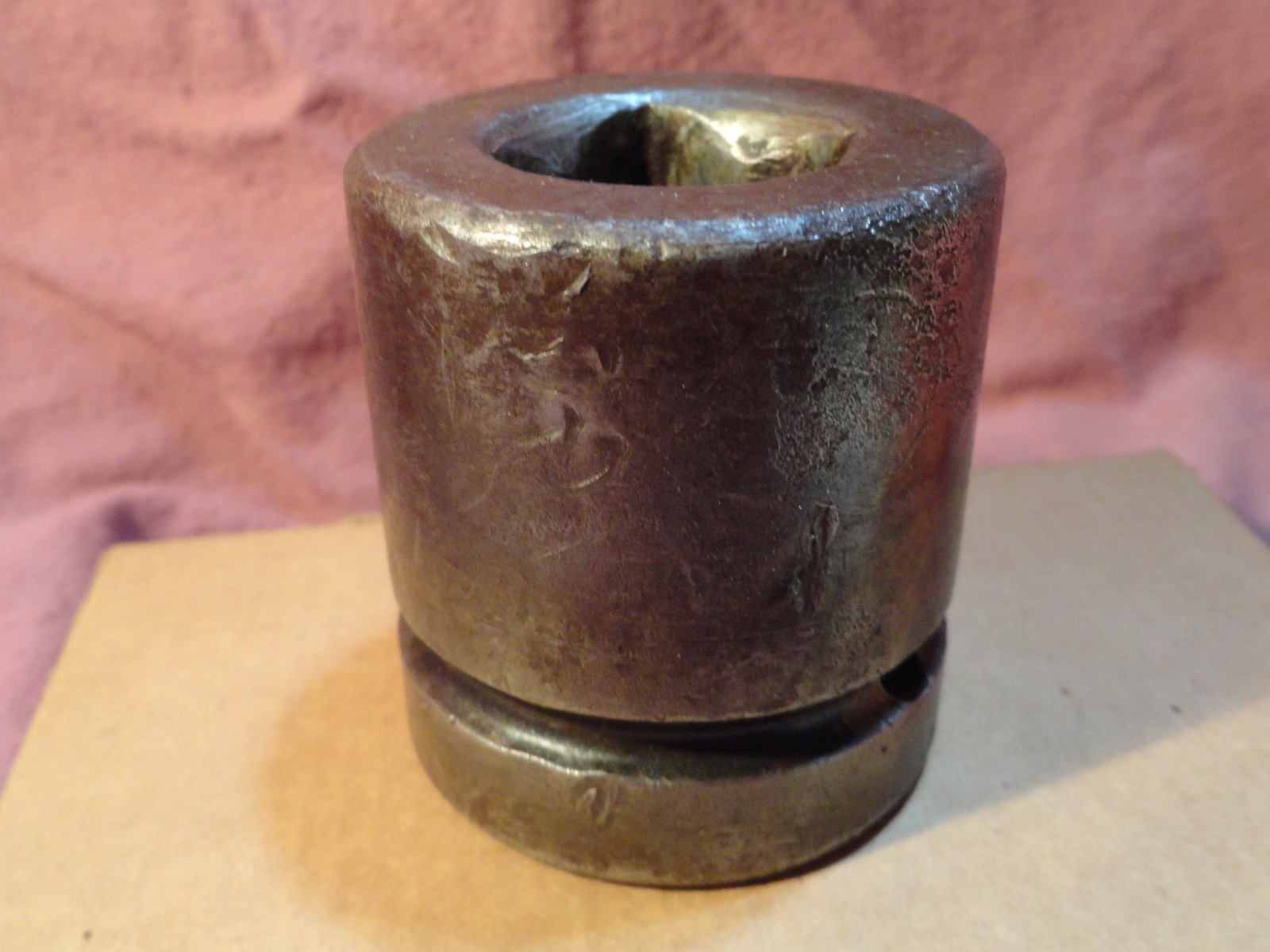 1″ DRIVE 4 POINT USED IMPACT SEMI LUG NUT SOCKET GOOD USEABLE CONDITION TAIWAN