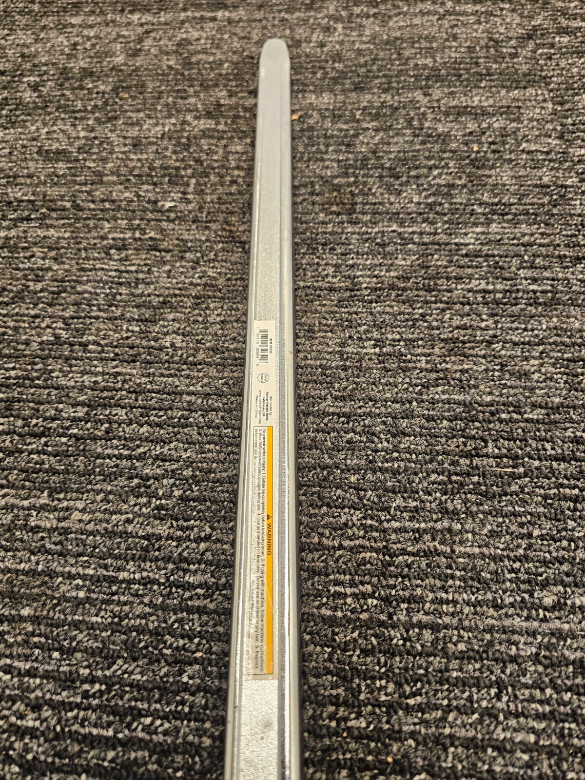 Pittsburgh 93230 General Purpose Tire iron 24″ Forged Steel Chrome Plate Finish