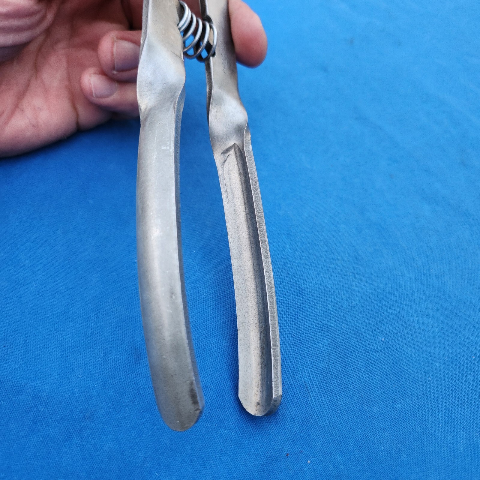Raybestos Flat-tip Pliers for Delco Moraine Brake 4-Piston Install/Remove – used