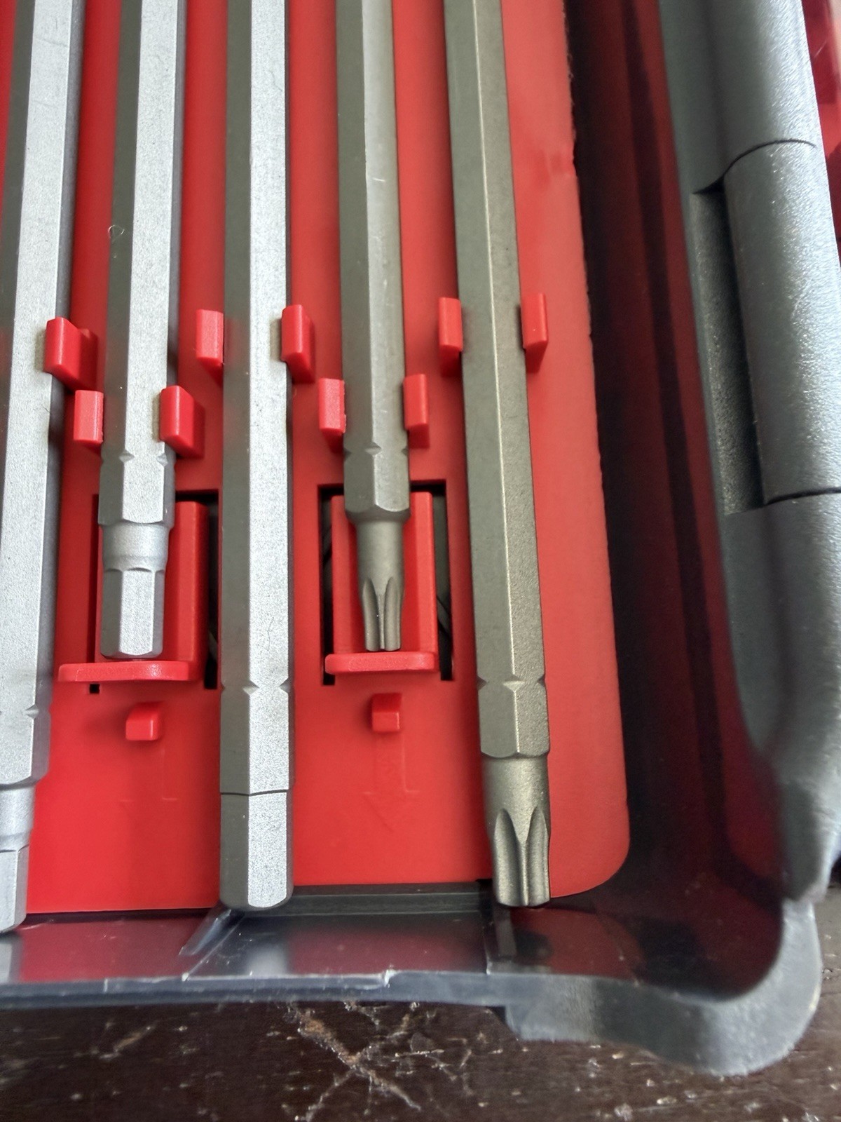 MAC Tools SBDR41SN 41-PC. DUAL RATCHETING SCREW & NUT DRIVER SET???