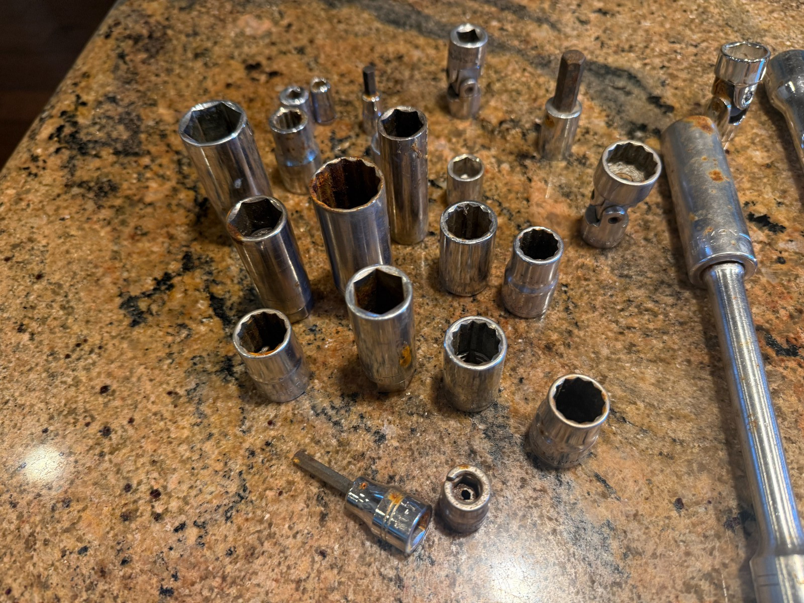 Lot Of 30 Craftsman SAE Sockets Various Sizes And Extensions