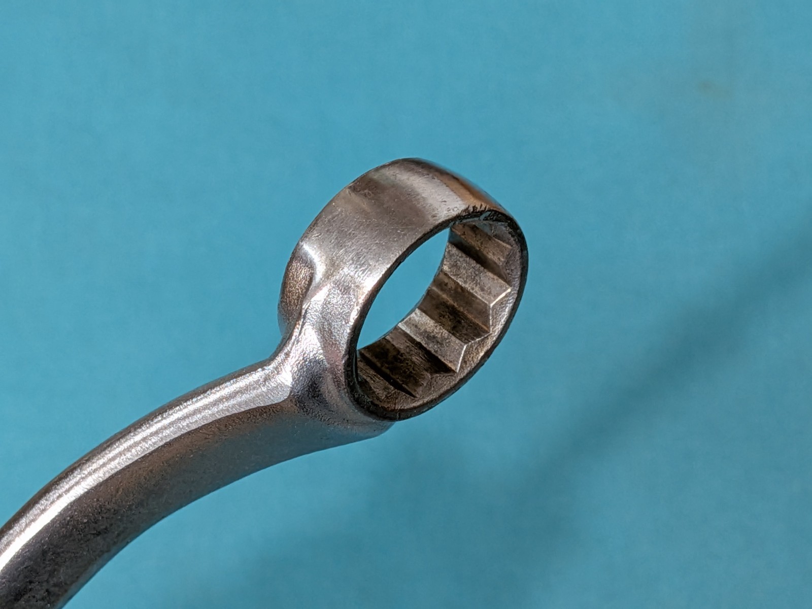 S-K Wayne # B-3032 12pt. Box End Wrench 1″ x 15/16″ x 15-1/2″ Vintage 1960’s Era