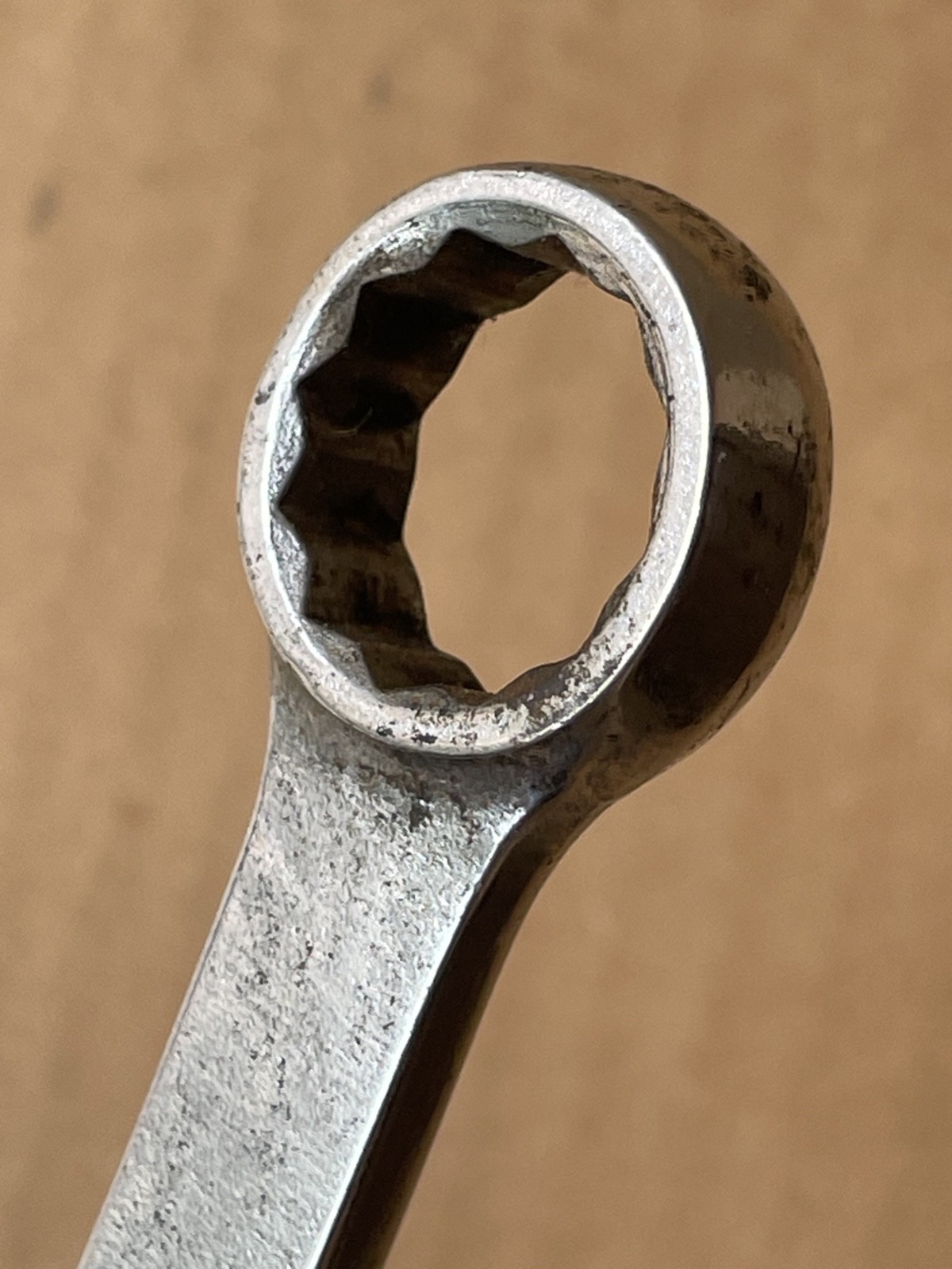MAC TOOLS HM2226 HALF MOON OBSTRUCTION WRENCH 11/16” 13/16” Made In USA