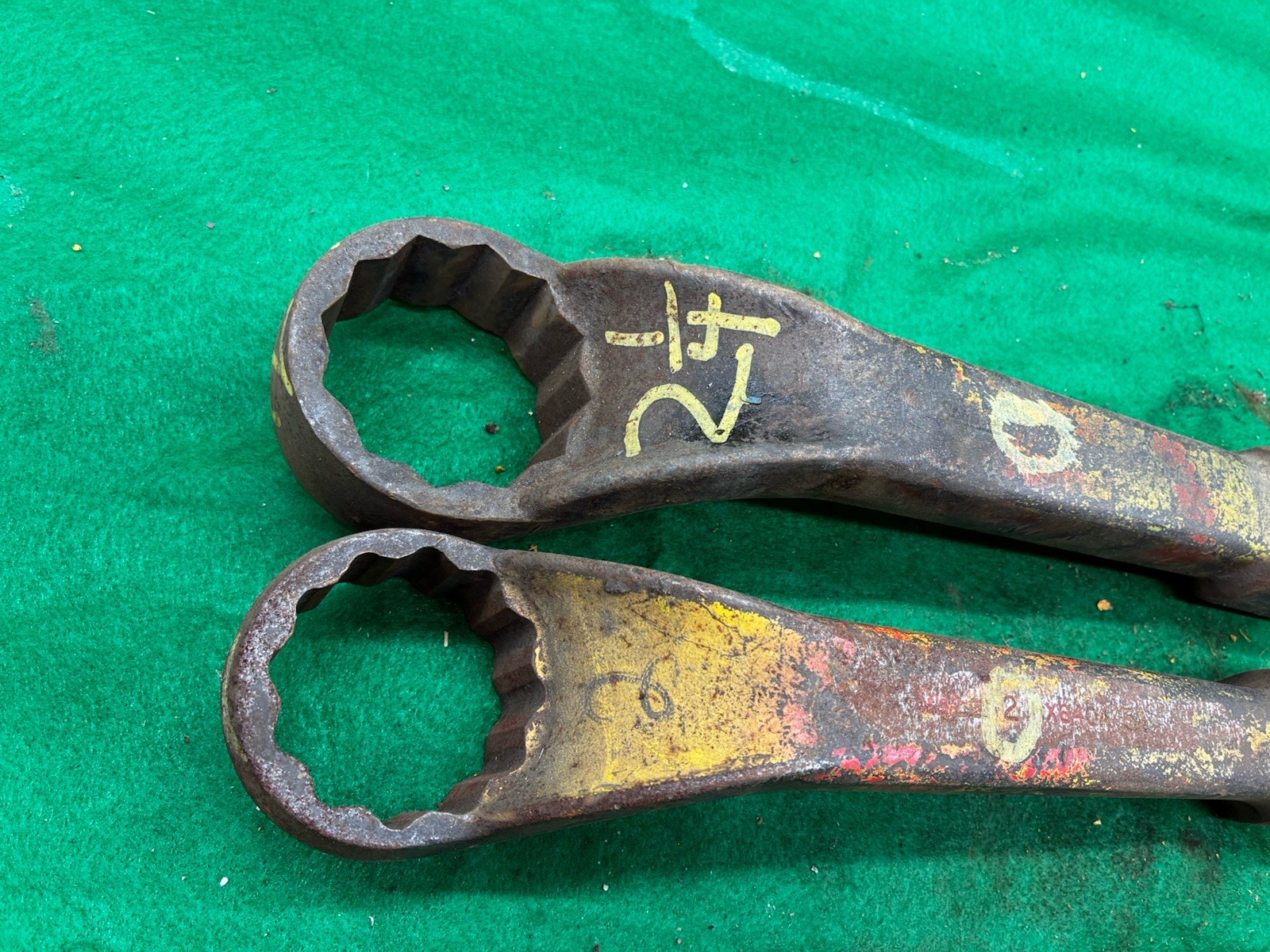 Lot of 2 Snap-on HX-640 And HX72 striker knocker wrench
