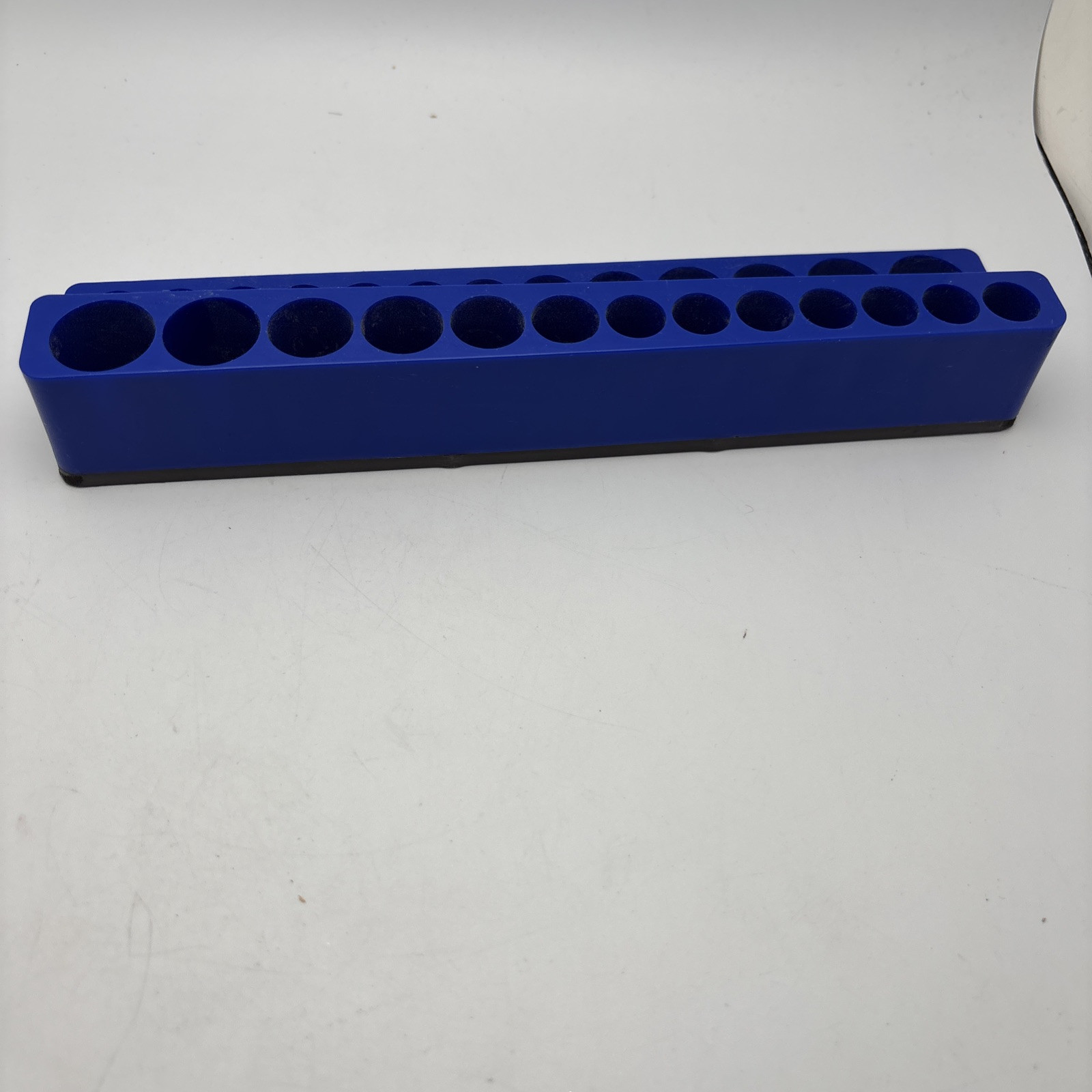 OLSA-TOOLS® MAGNETIC TOOLBOX SOCKET HOLDER BLUE
