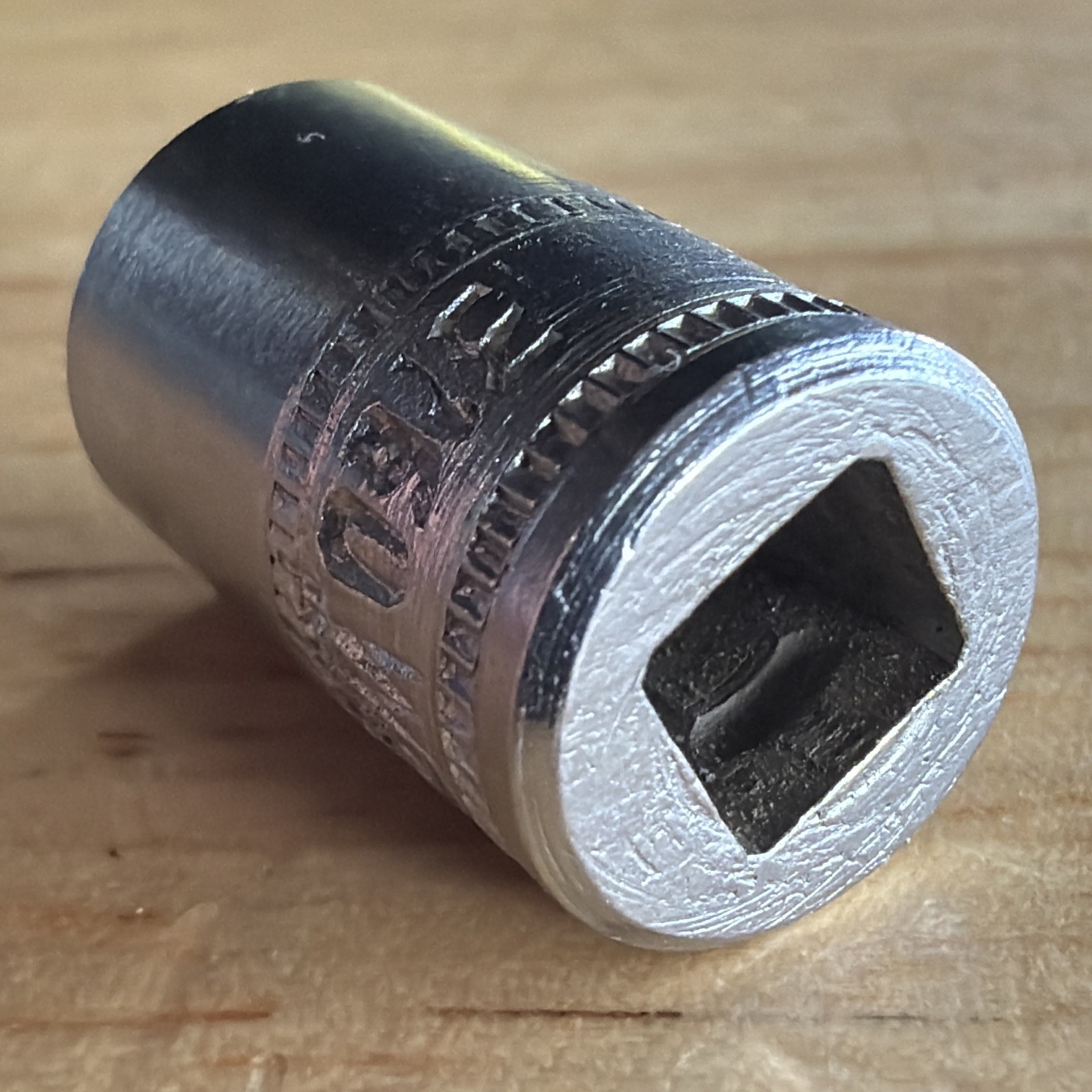 Walden Worcester 5/16″ Shallow Socket 1/4″ Drive 8 Point Double Square 3160 USA