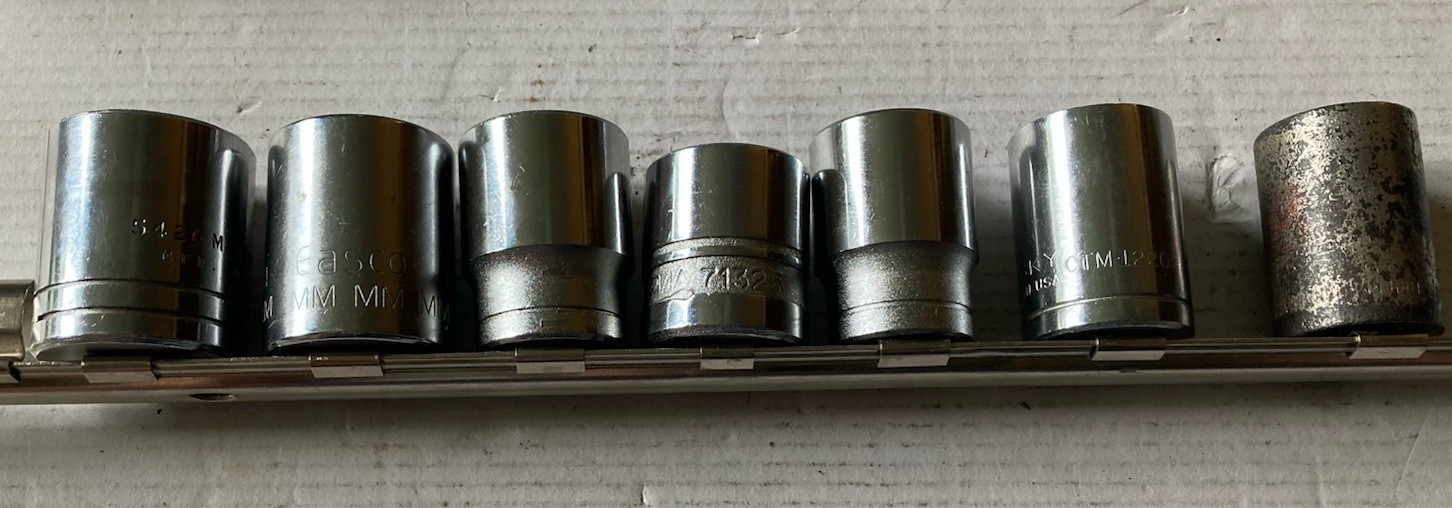 1/2” Drive Socket Set SAE & Metric, with Extras, 32 Pieces, Incomplete