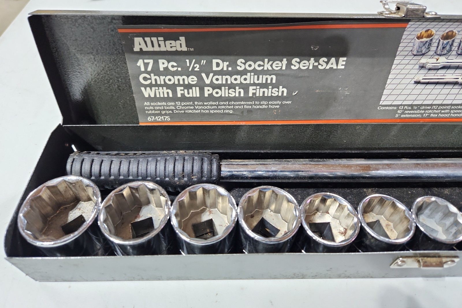 Allied 1/2″ Dr. Socket Set SAE 12 Pt 14 Pieces Only #67-1217S Metal Box Vintage