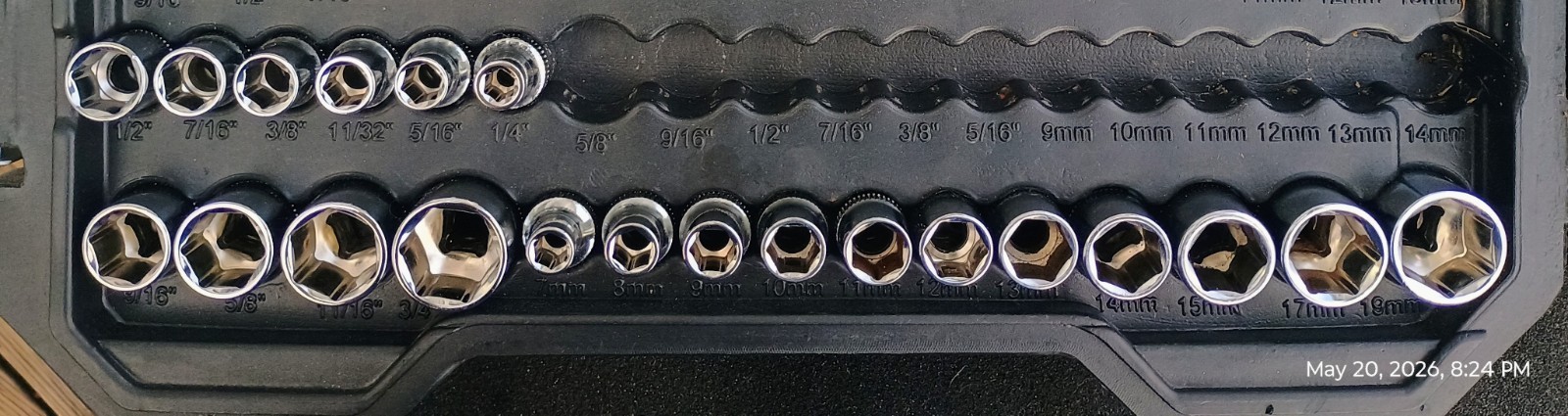CHANNELLOCK 21 Piece SAE and METRIC 6 Point Standard Socket Set For 3/8″ Drive