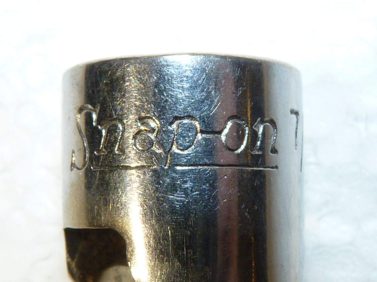 Snap-On Tools 3/8″ Drive 12 Point 7/16″ Shallow Swivel Socket SAE FVU14 USA