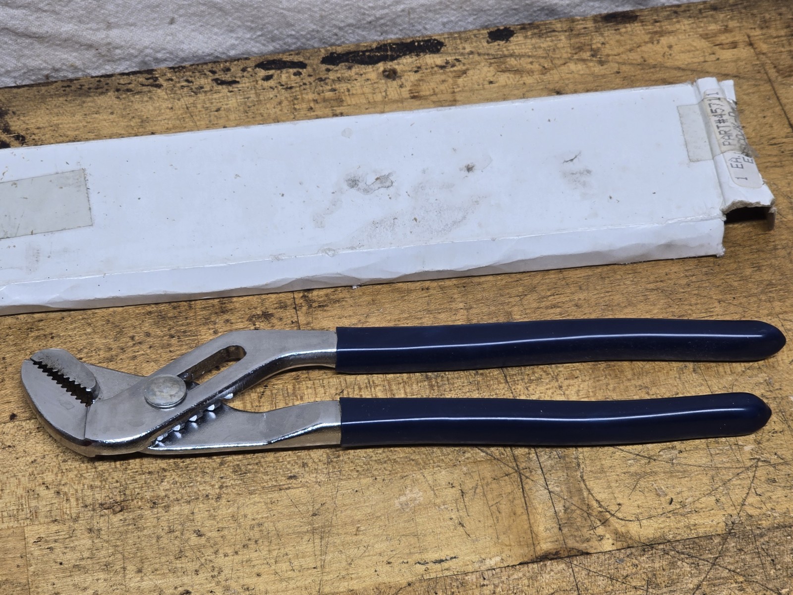 Easco/KD Tools USA 45711 Tongue & Groove Water Pump Pliers, NEW Old Stock, Box