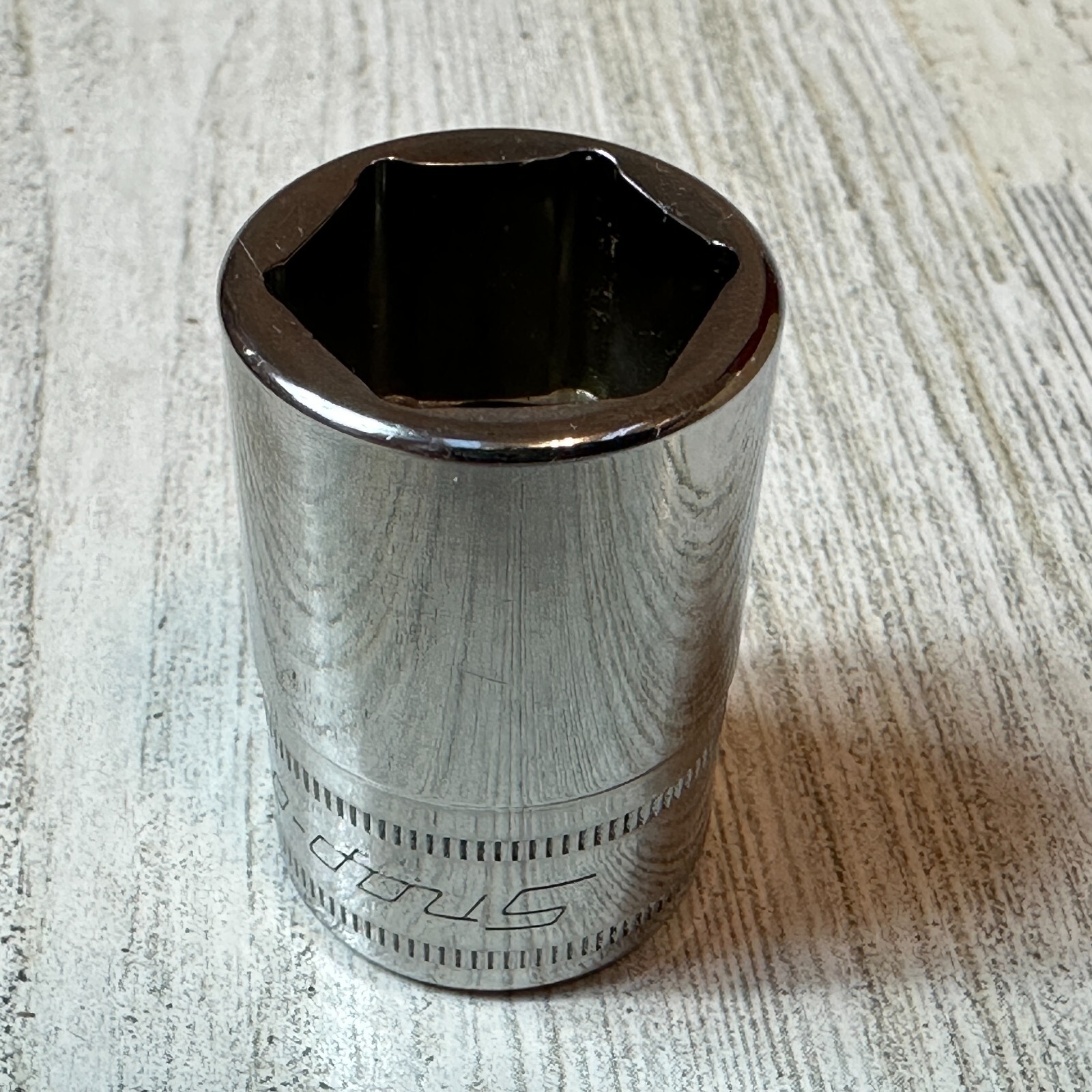 Snap On 1/2″ drive 18mm Metric Shallow 6 Point Chrome Socket TWM18 NOS
