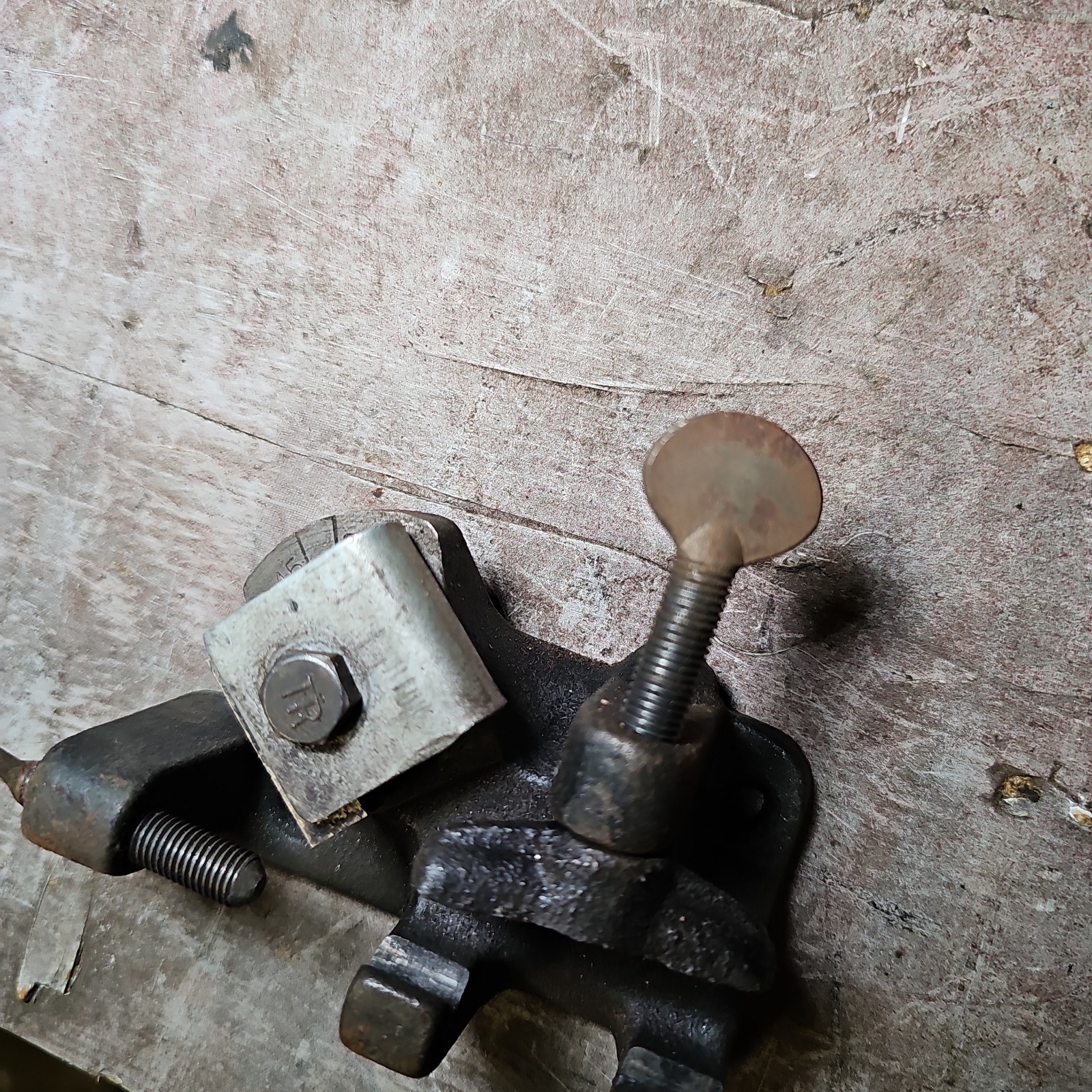 Vintage 3V-1A Valve Reamer Cutter Tool Machinist Vise
