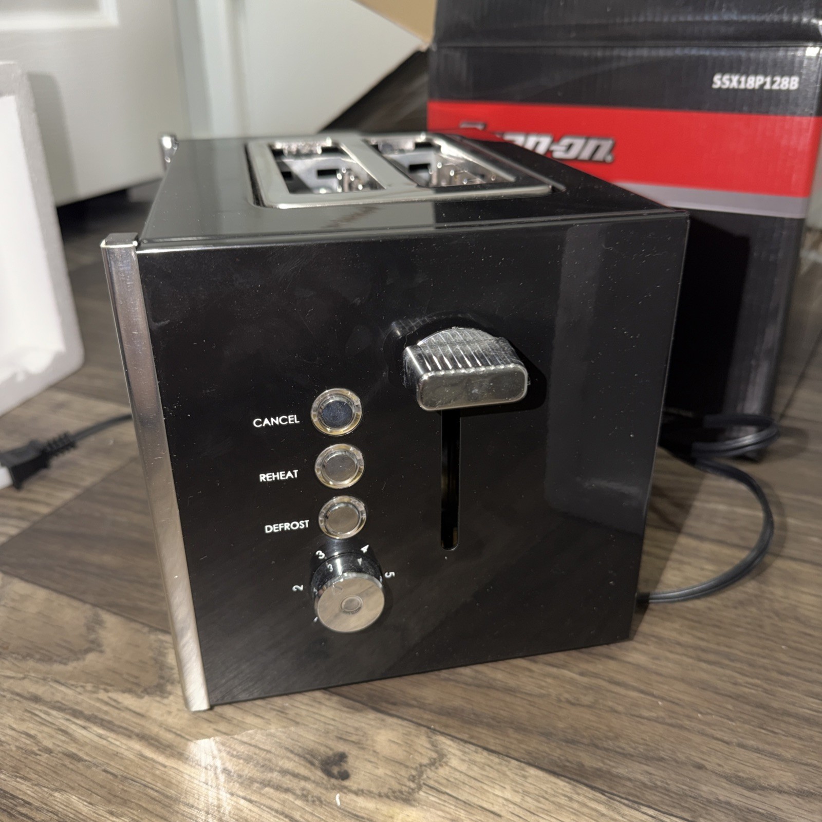 Snap On Roll Cab Toaster Black Silver – Open Box Never Used!