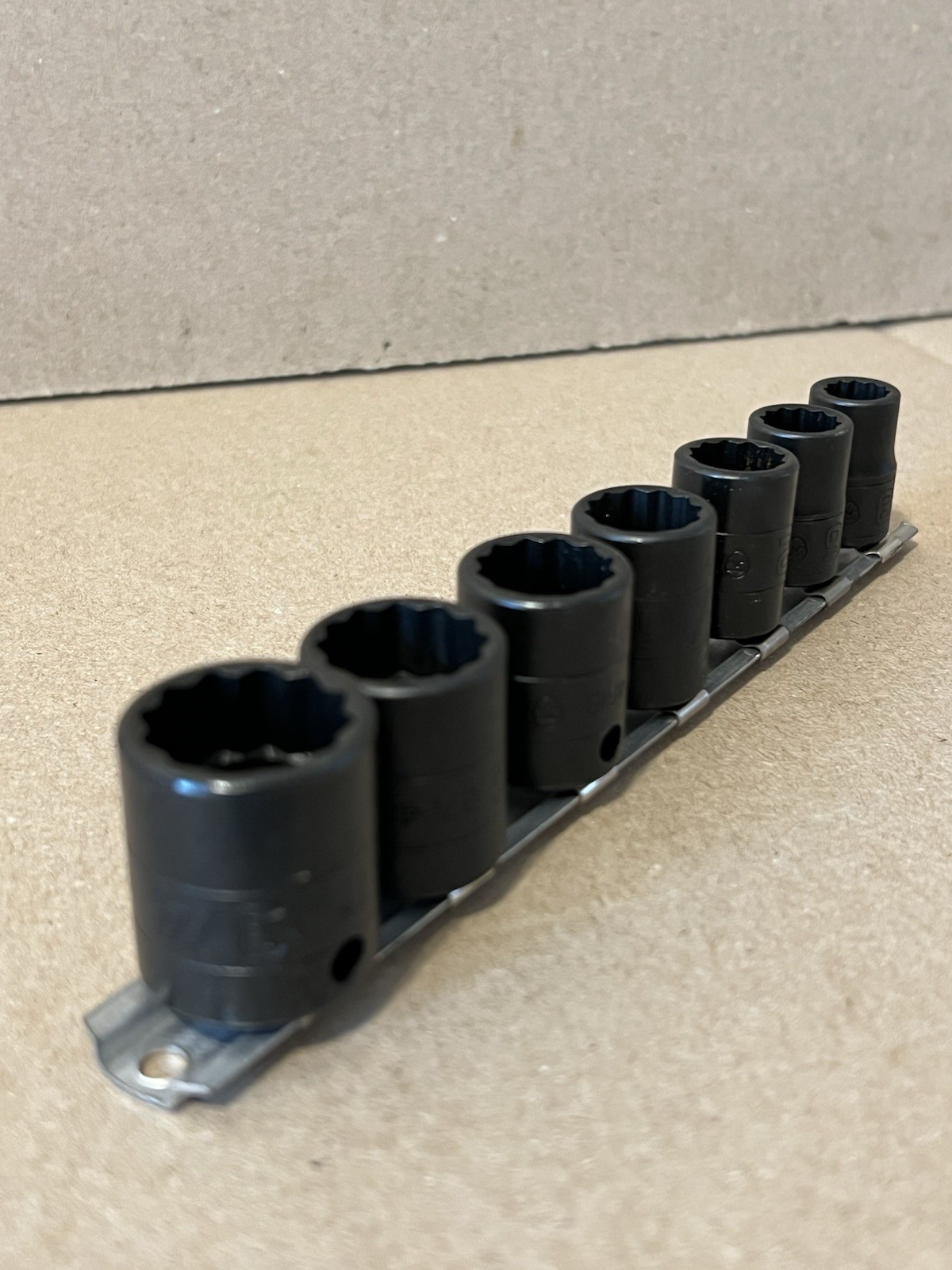 CAT/ Snap-On USA 3/8” Drive 7 Piece Impact Socket Set 12 Point SAE 3/8”-3/4”