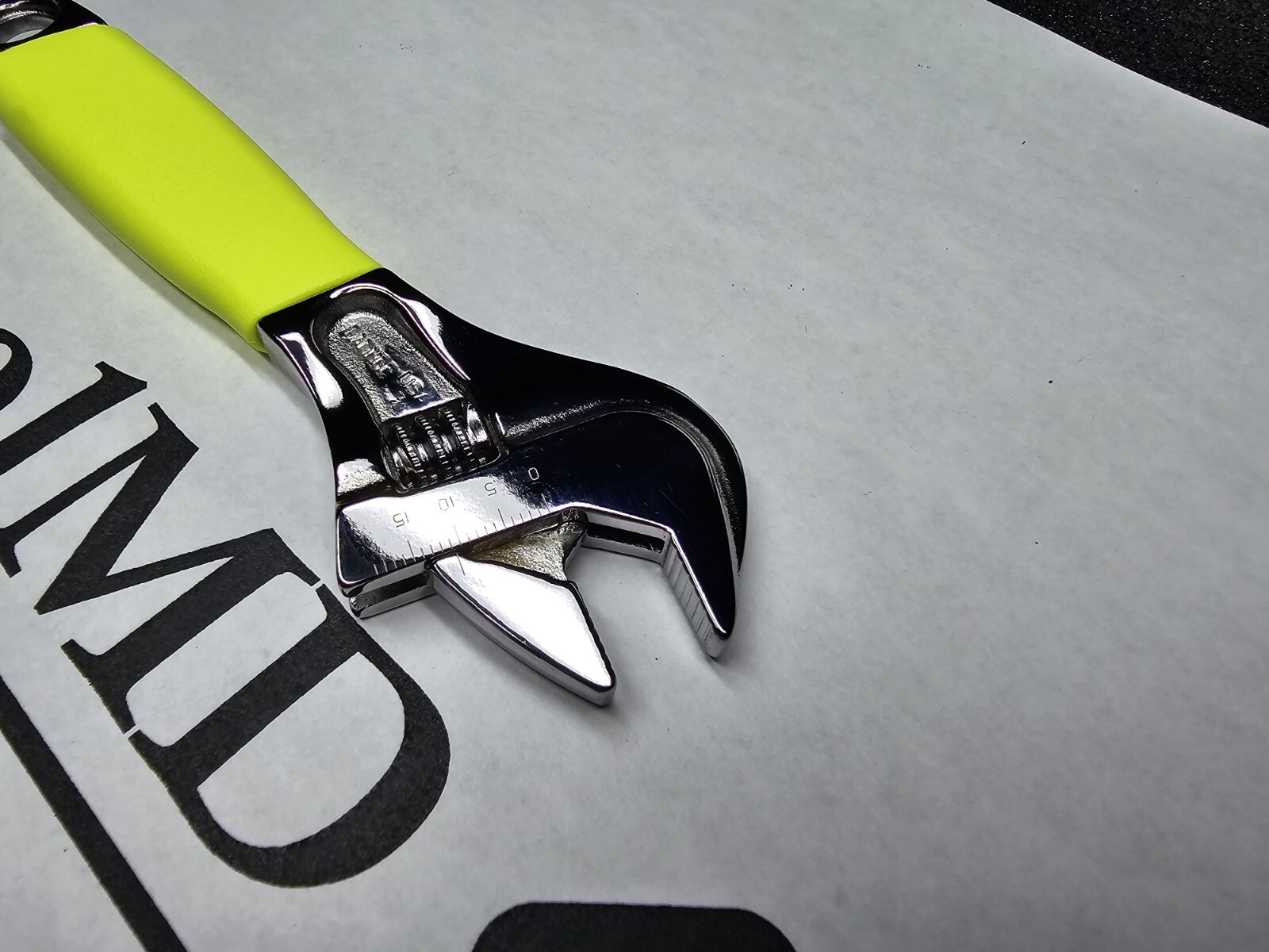 Snap-on Tools NEW HI VIS YELLOW 6″ Flank Drive PLUS Adjustable Wrench FADH6CHV