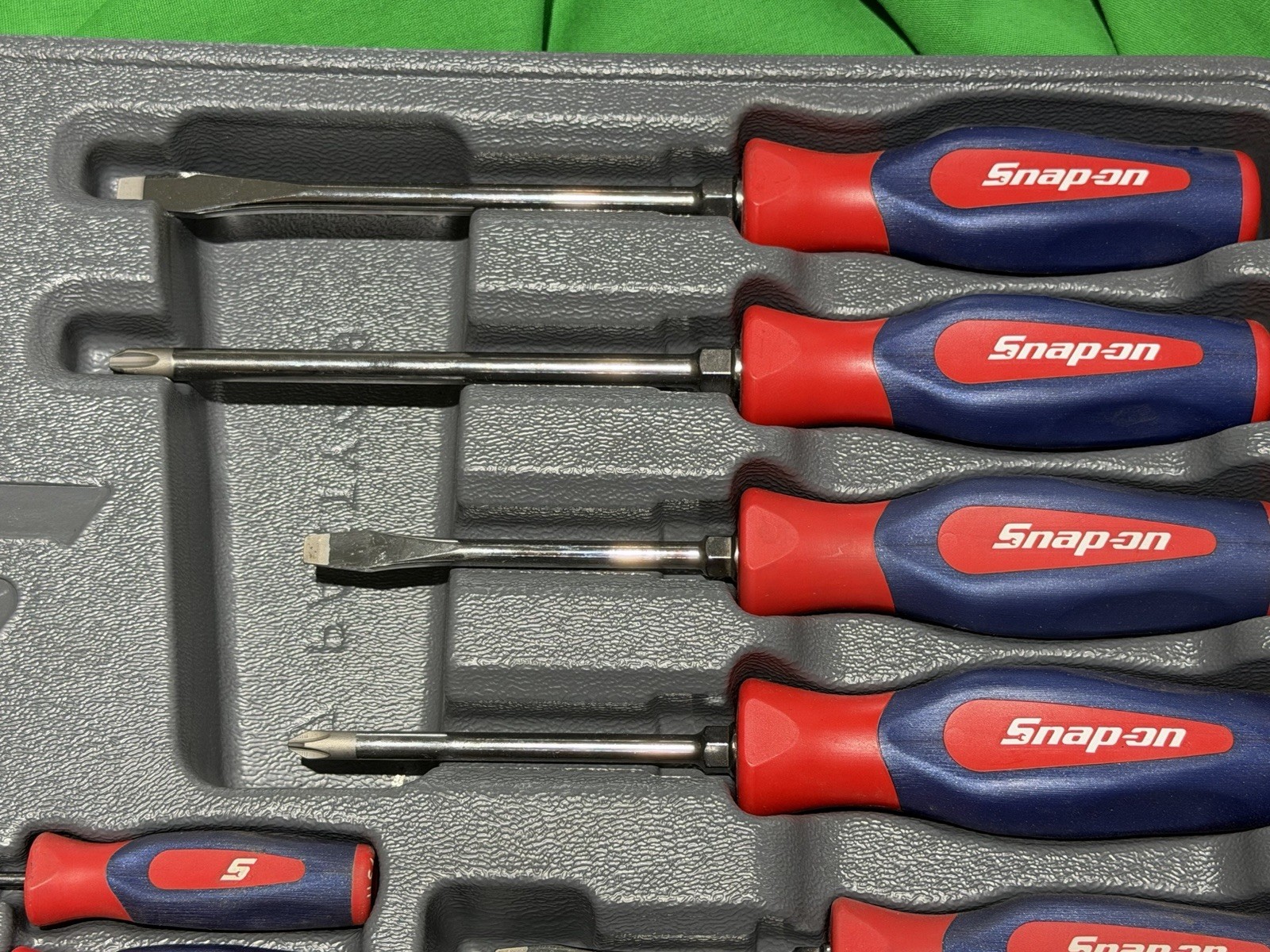 Red Snap-On Combination Screwdriver Set SGDX6040BHV