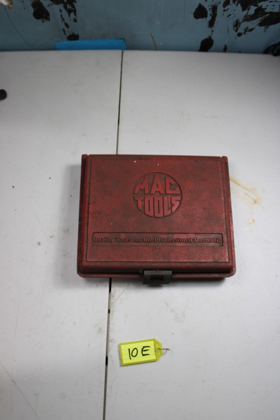 Mac Tools USA 17-Piece 1/4″ Drive SAE Socket Set with Case Missing 2 Pieces