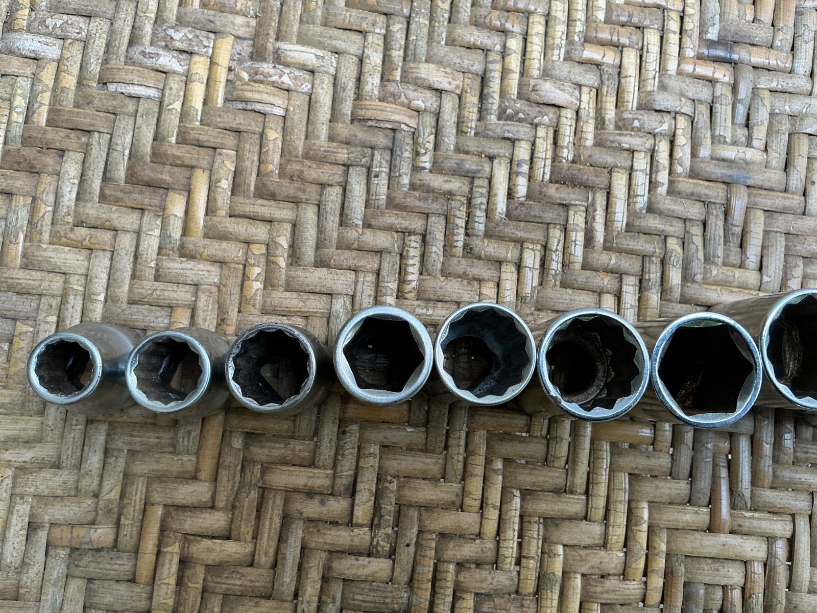 Shallow Socket Set CRAFTSMAN, USA, Metric, 12pc. 1/2″ Drive, 12pt 10MM-32MM
