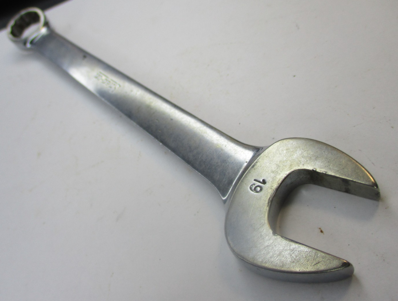 Vintage Snap on OEXM190 Metric 19mm 12 Point Combination Wrench USA Marks